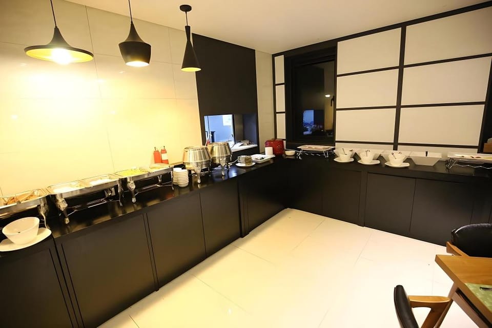Elga Tourist Hotel Hotel in Pyeongtaek-si
