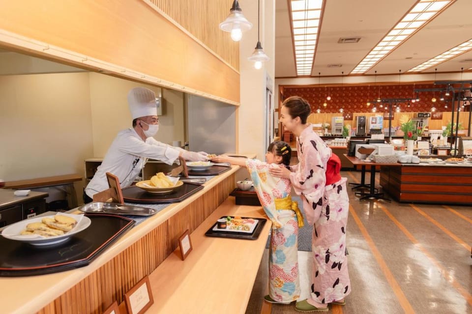 Ooedo Onsen Monogatari Yamanaka Saichoraku Ryokan in Ishikawa Prefecture