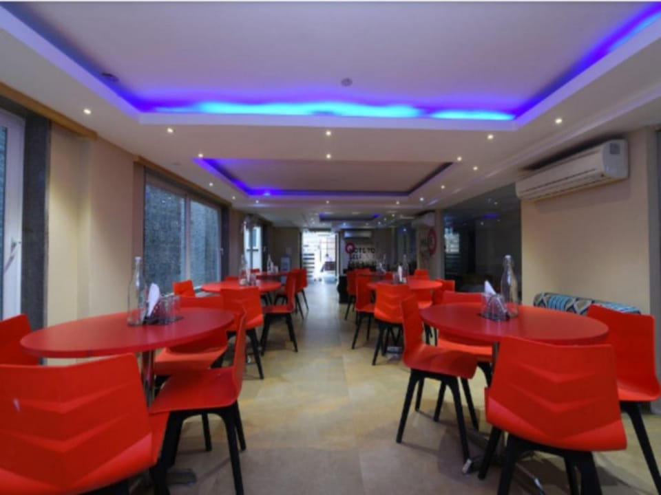 Hotel New Delhi International 5 Min from AIIMS Hotel in New Delhi