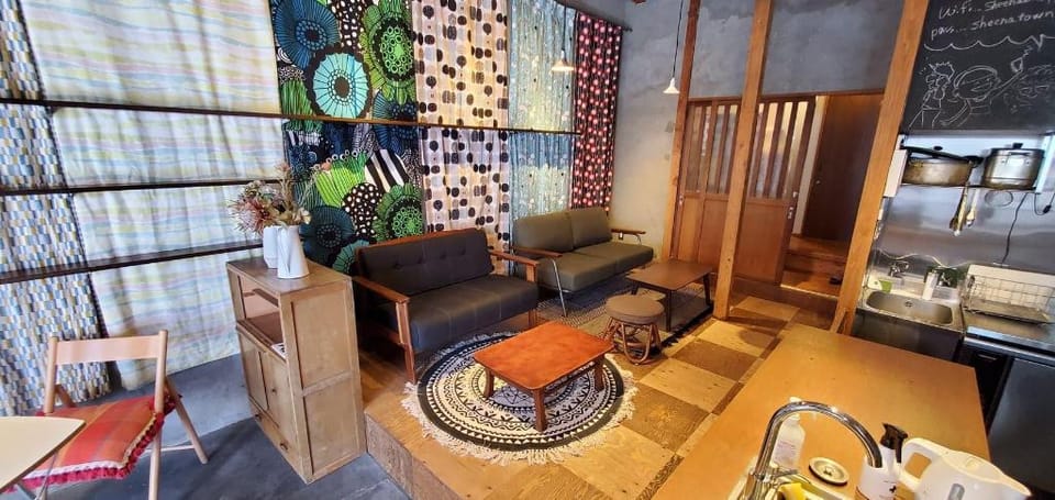 Sheena and Ippei Guesthouse Bed and Breakfast in Shinjuku