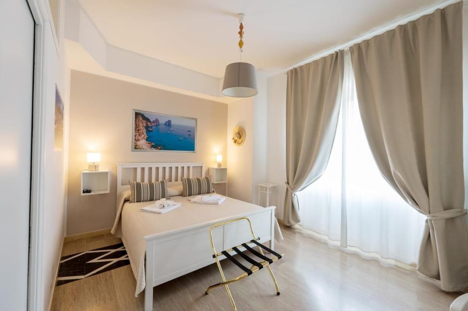 Panoramic Rooms Salerno Bed and Breakfast in Salerno