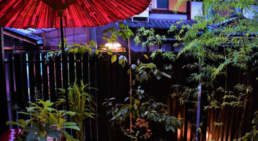 Guest House Oumi Bed and Breakfast in Kyoto