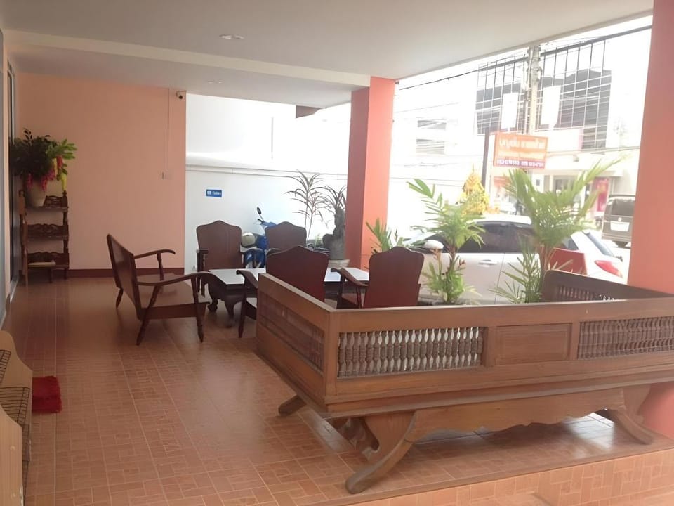 Bhoontun Guesthouse Bed and Breakfast in Chiang Mai