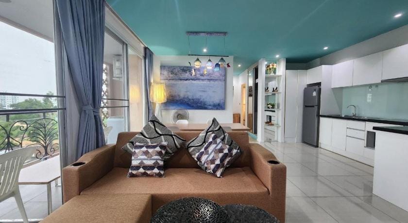 Atlantic Condo Resort Pattaya by Panisara Apartment in Pattaya City