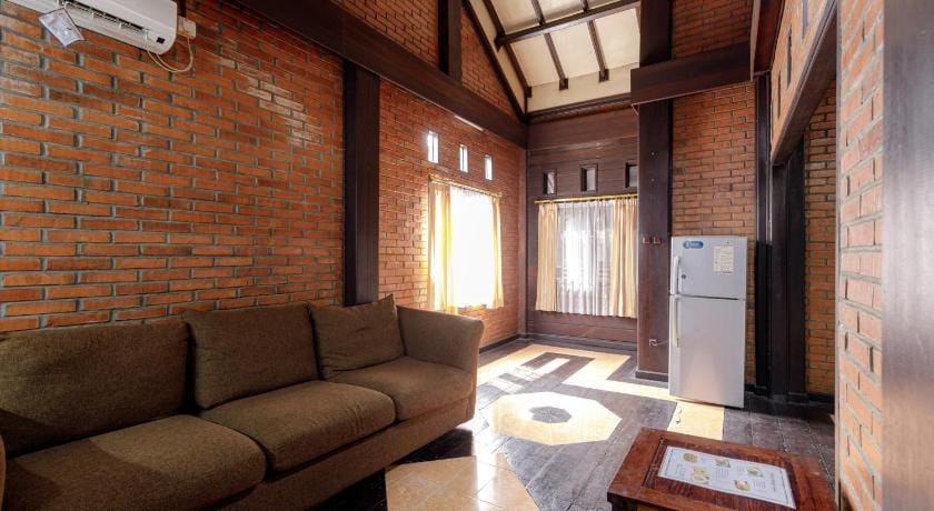 RedDoorz @ Cilandak Timur Bed and Breakfast in South Jakarta City