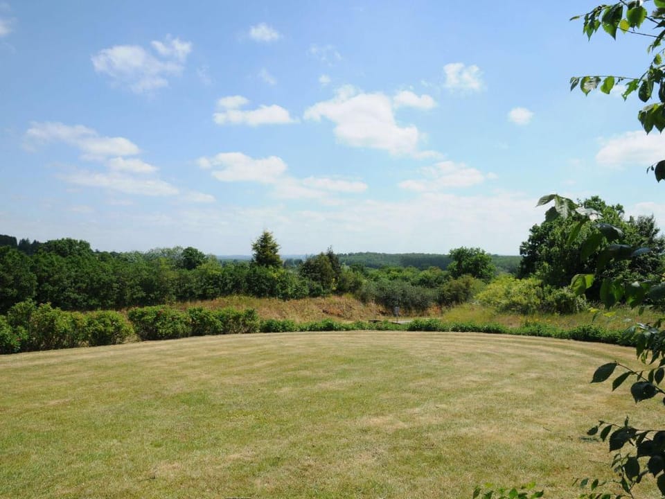 Holiday Home in Noiseux with Private Hot Tub Vacation rental in Wallonia, Belgium