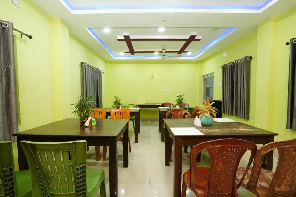 HOTEL BLOOMING STAR Bed and Breakfast in West Bengal