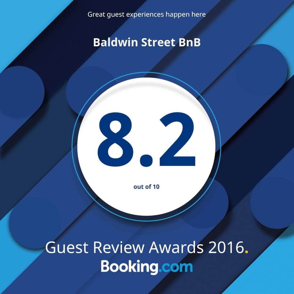 Sleep on the Steepest Street in the World! Bed and Breakfast in Dunedin