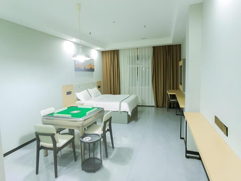 Green Tree Inn Taixing Huangqiao Town Government Hotel in Jiangsu