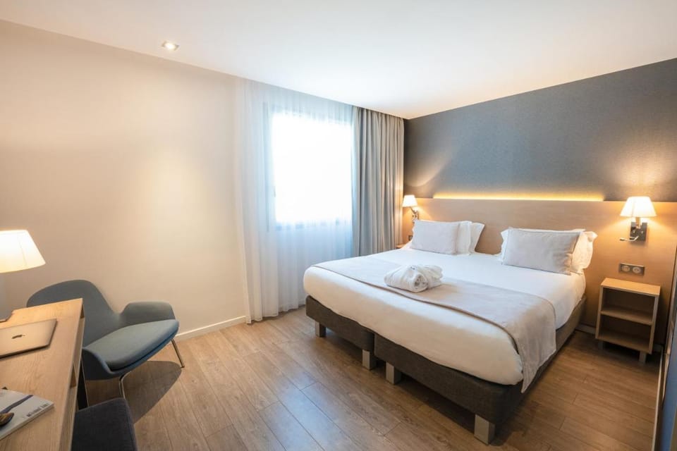 Golden Tulip Sophia Antipolis - Hotel & Spa Hotel in Valbonne
