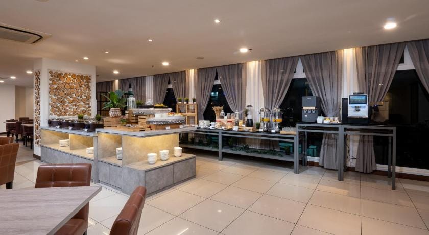 One Pacific Hotel & Serviced Apartments Apartment in George Town