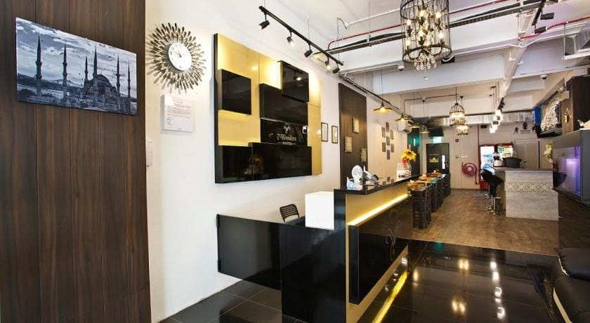 7 Wonders Hostel Capsule hotel in Singapore