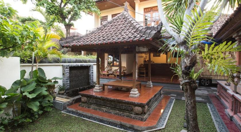Sari Indah Cottage Bed and Breakfast in Kuta