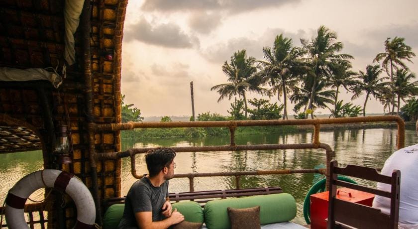 Spice Coast Cruises - Houseboat, A CGH Earth Experience Docked boat in Kerala