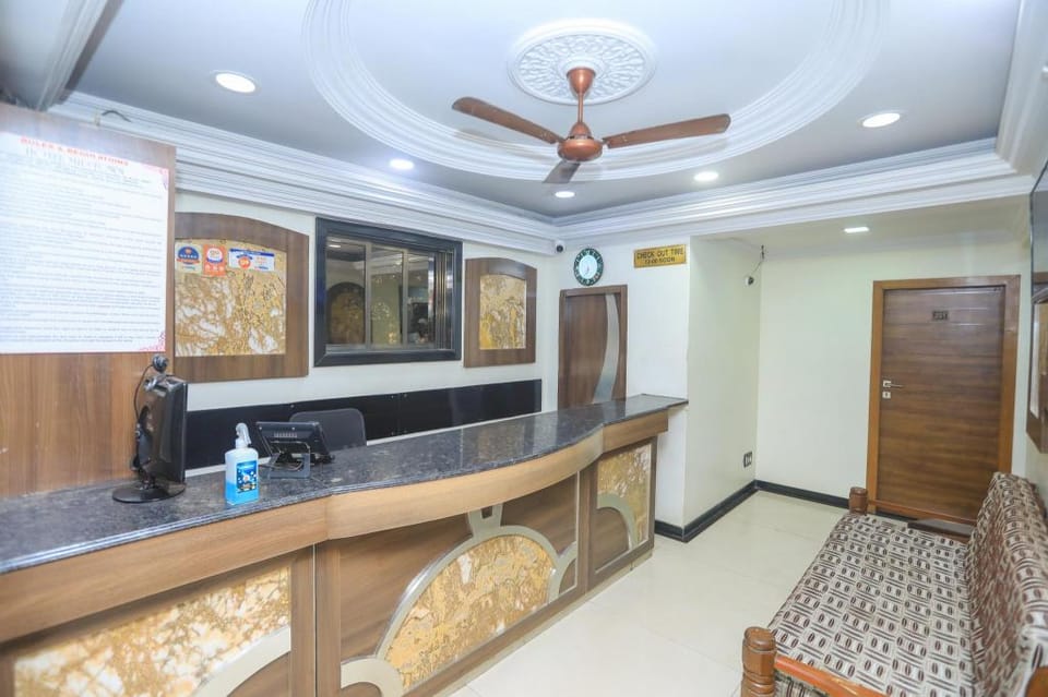 Hotel Mid Town Hotel in Mumbai