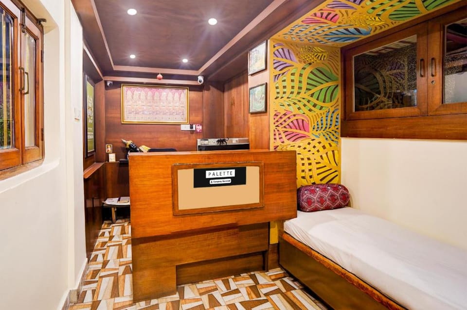 Palette by CheckIn Heritage Scindia Ghat Hotel in Varanasi