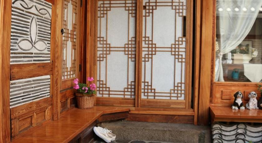 Dajayon Hanok Stay Bed and Breakfast in Seoul