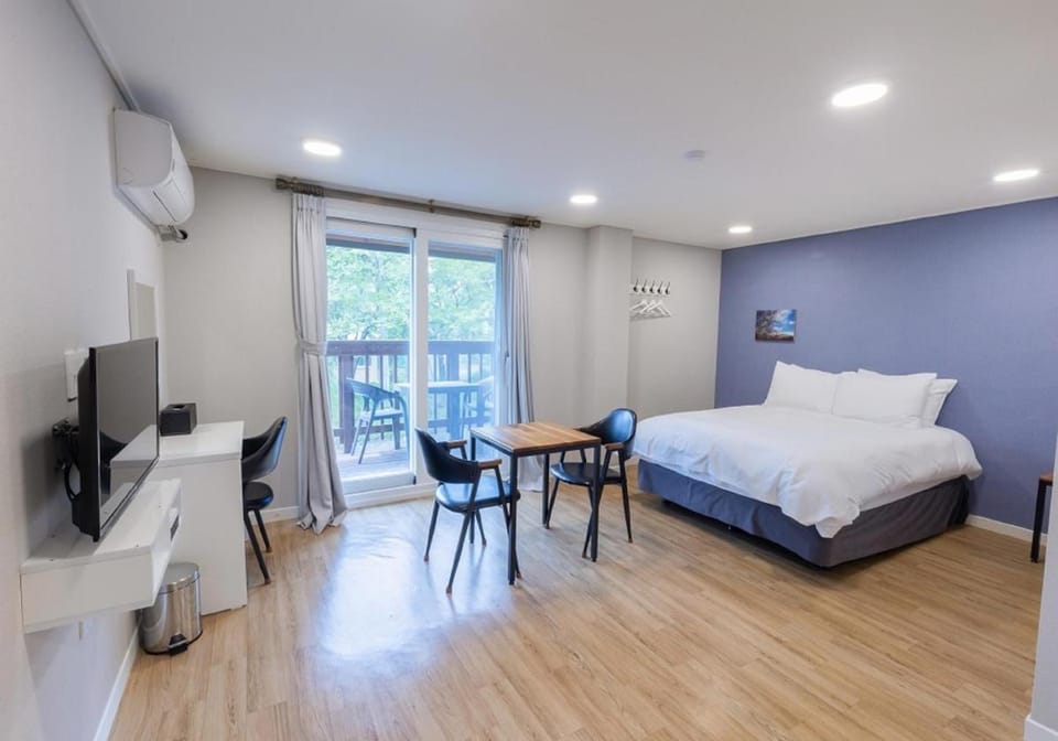 CAMP Jirisan Parkview Hotel in South Korea
