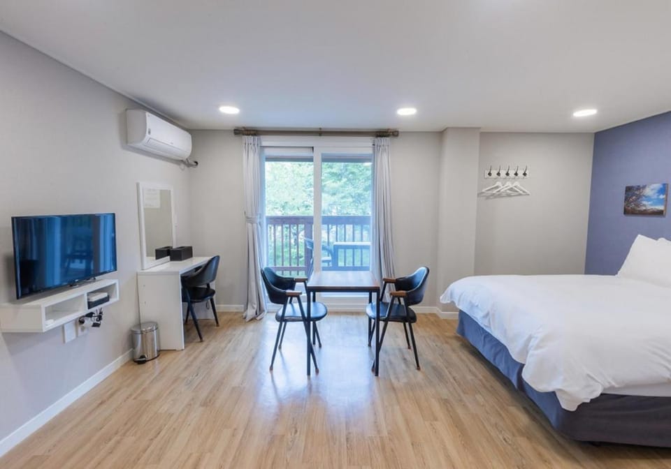 CAMP Jirisan Parkview Hotel in South Korea