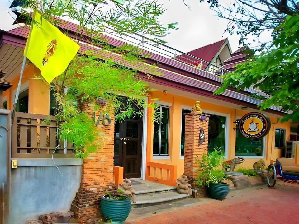 Aiyara House Hotel in Laos