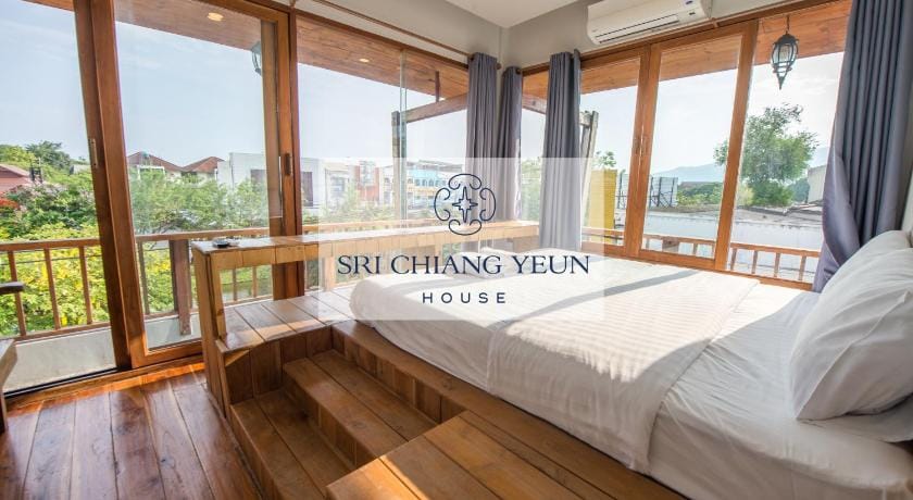 Sri Chiang Yeun House Hotel in Chiang Mai