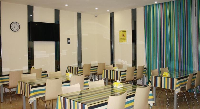 7 Days Inn Jiangyin Xicheng Road Qingyang Hotel in Suzhou
