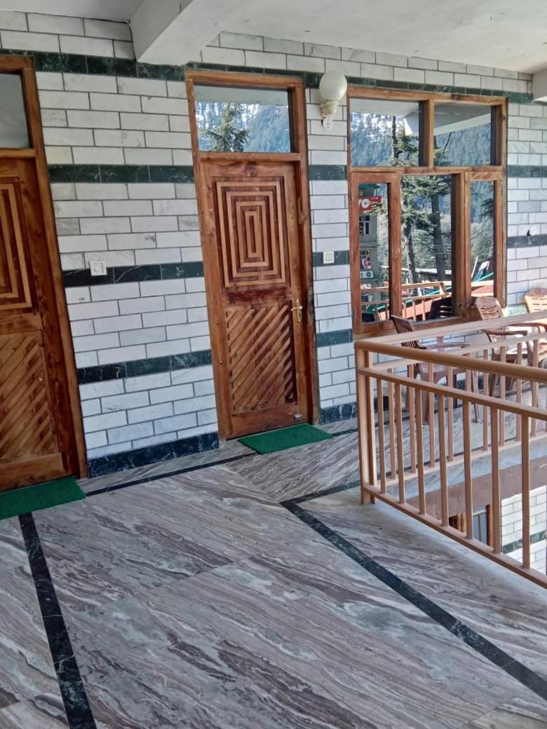 Hotel Hadimba Heights Hotel in Manali