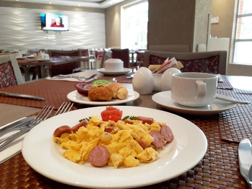 Apartamentos Plaza Suites Hotel in Bogota