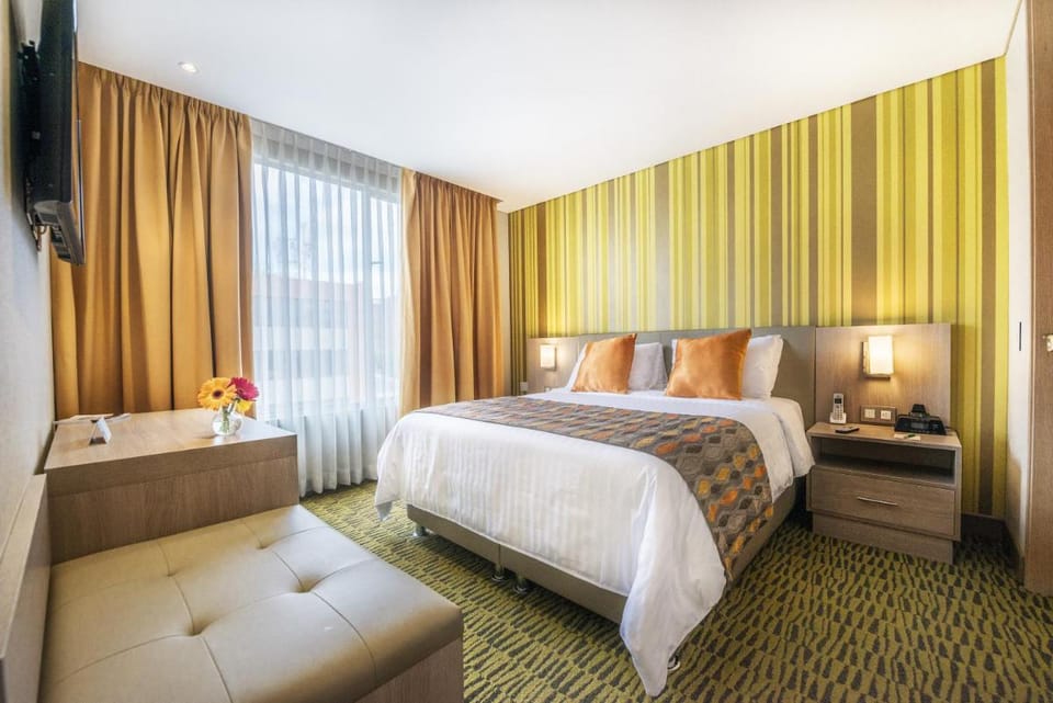 Apartamentos Plaza Suites Hotel in Bogota
