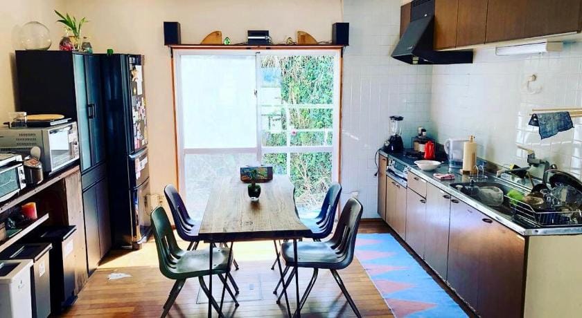 Guest House LIFE IS A JOURNEY Hotel in Okinawa Prefecture