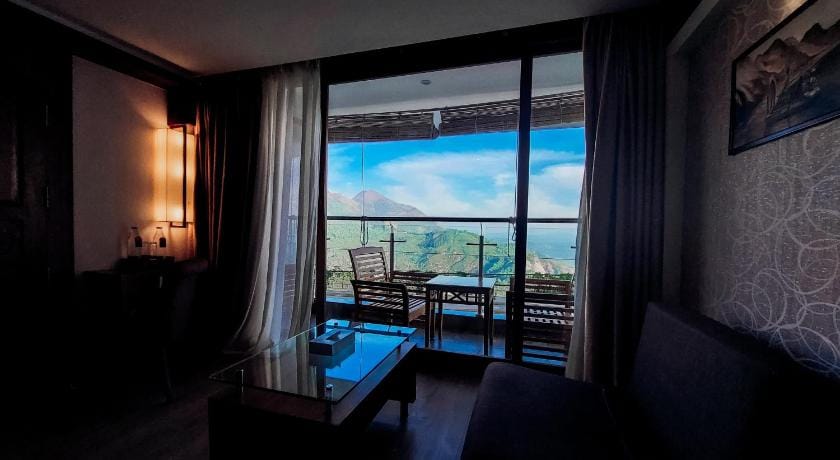 Amber Dale Luxury Hotel and Spa Hotel in Kerala