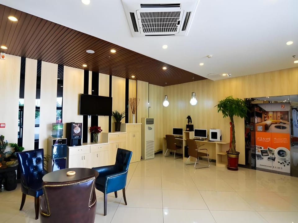 7 Days Premium Jiaozuo Renming Road Normal Institution Hotel in China