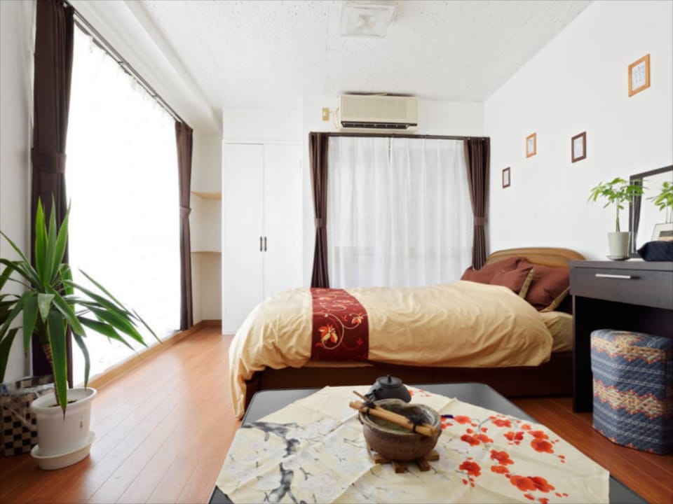 AAA 1 Bedroom Apartment in Namba Area No 1 Apartment in Osaka