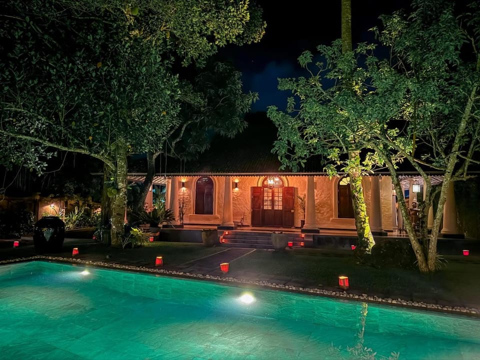 Heenatigala Walawwa Villa in Southern Province