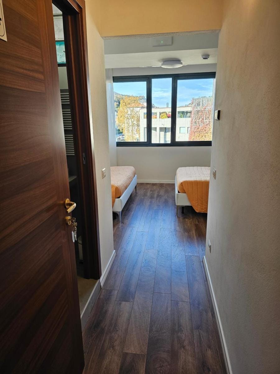 Victoria Royal Garden Apartment hotel in Como