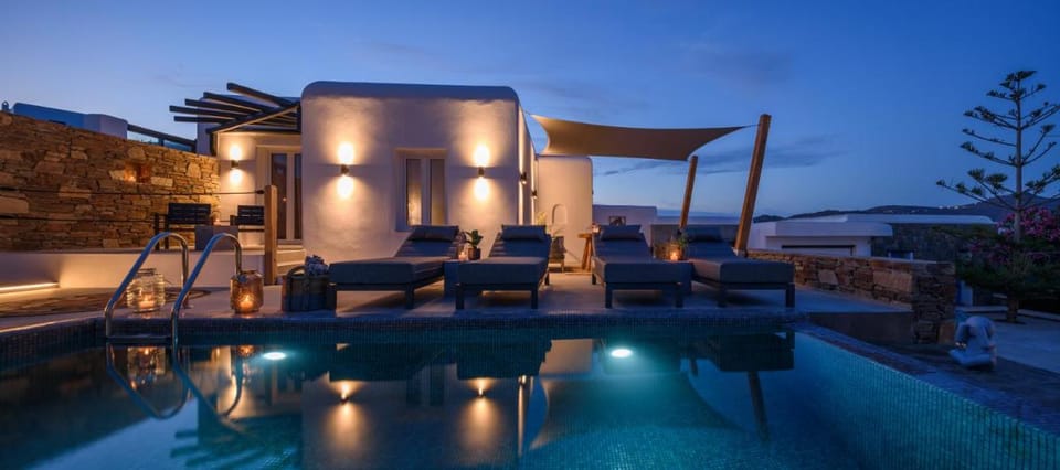 Myconian Platinum Superior & Junior Villas Villa in Mykonos, Mikonos 846 00, Greece