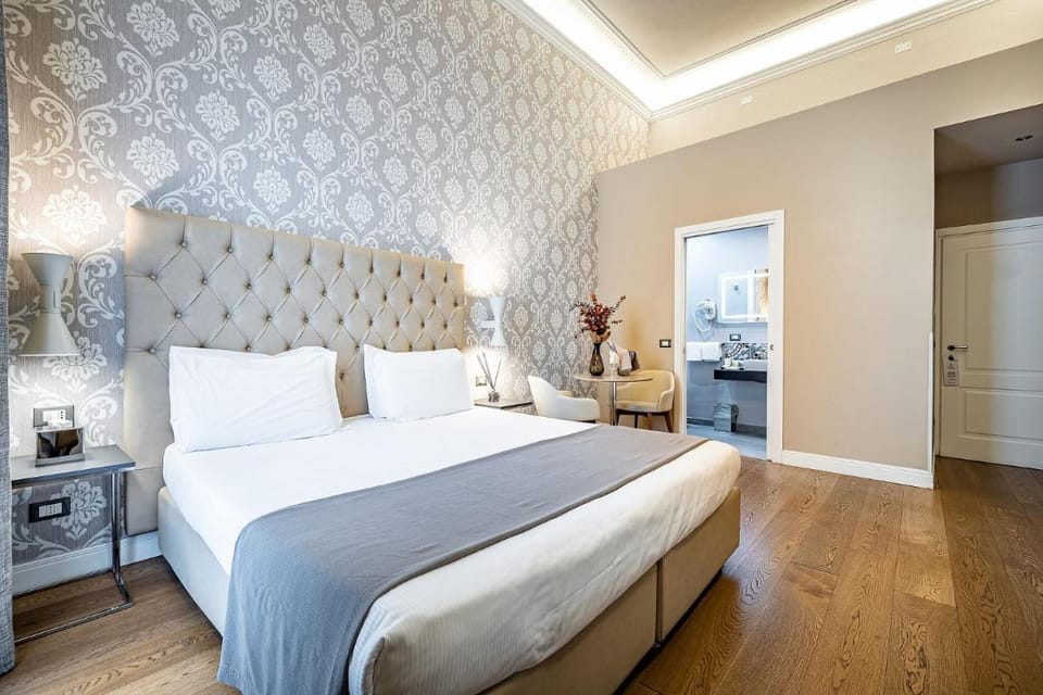 Martelli 6 Suite & Apartments Bed and Breakfast in Florence
