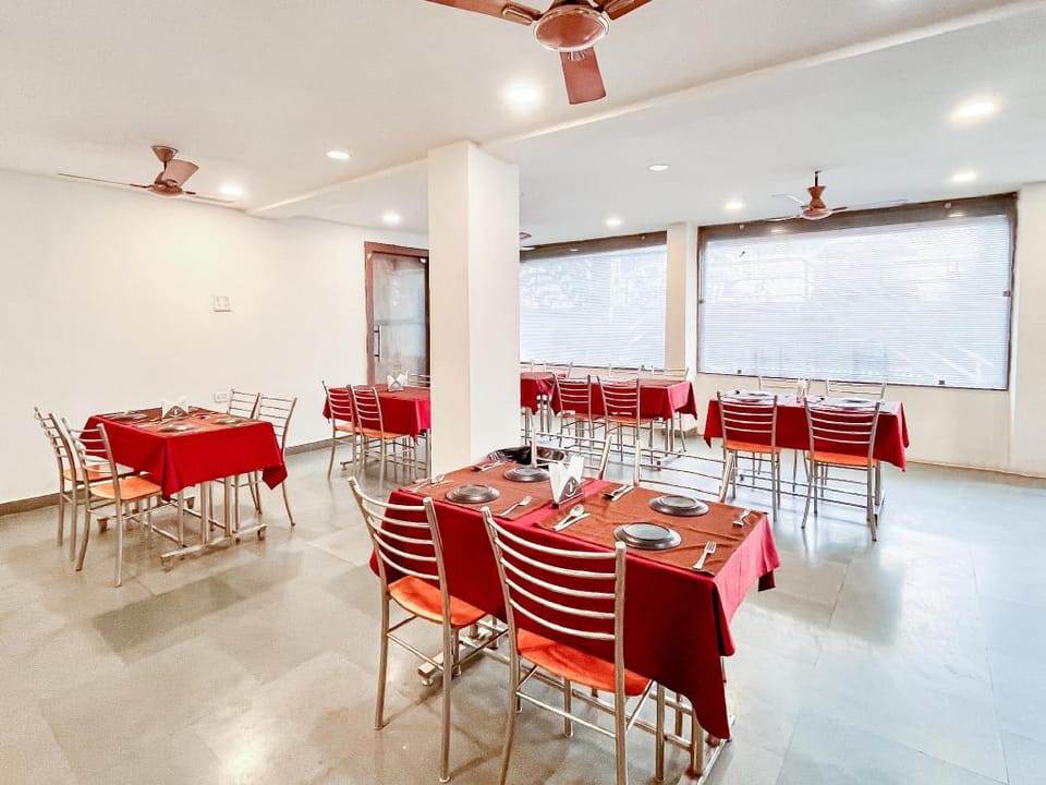 Treebo Ashirwad Regency Hotel in India