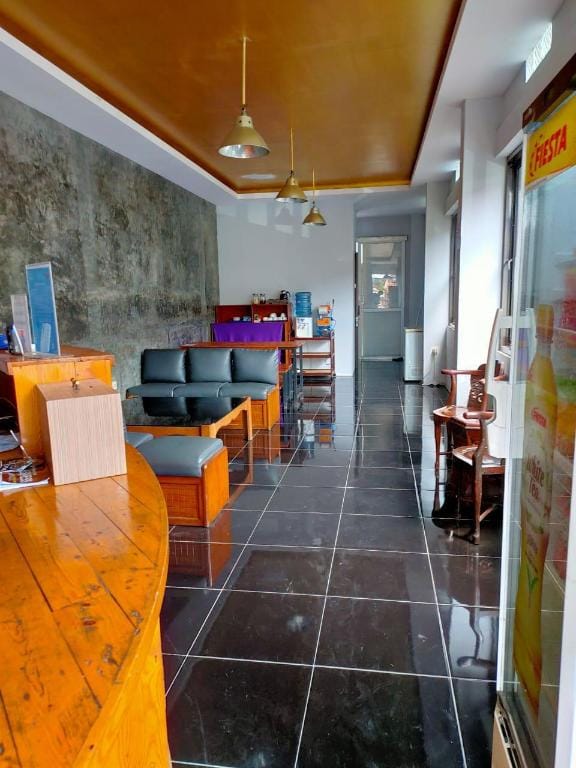 Budi house & food station Bed and Breakfast in Bandung