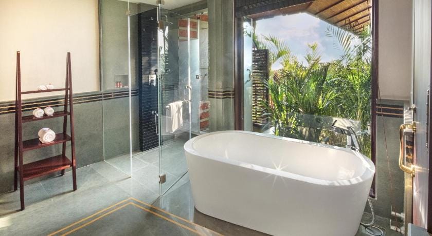 Niraamaya Retreats Backwaters and Beyond Kumarakom Resort in Kumarakom