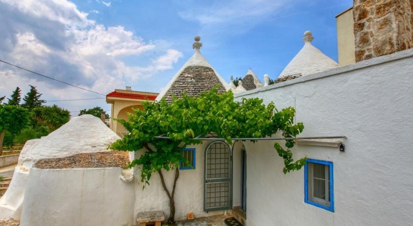 Trullo Il Tesoro Vacation rental in Province of Taranto