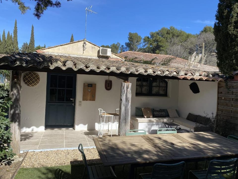 Mas la Pauline Gîtes de charme & roulotte Vacation rental in Saint-Remy-de-Provence