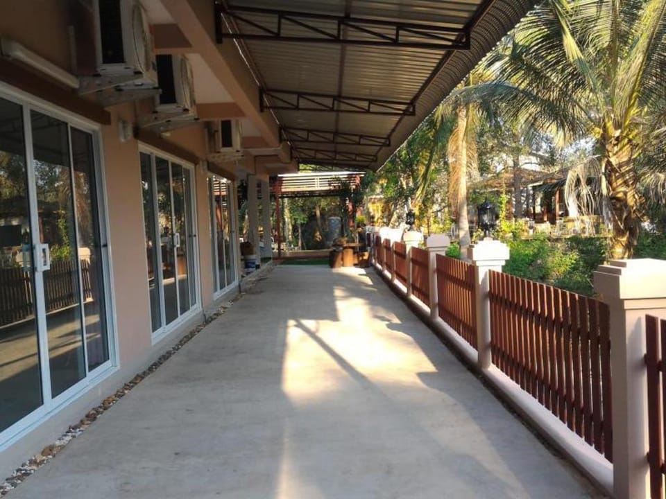 Aple Homestay Bed and Breakfast in Thailand