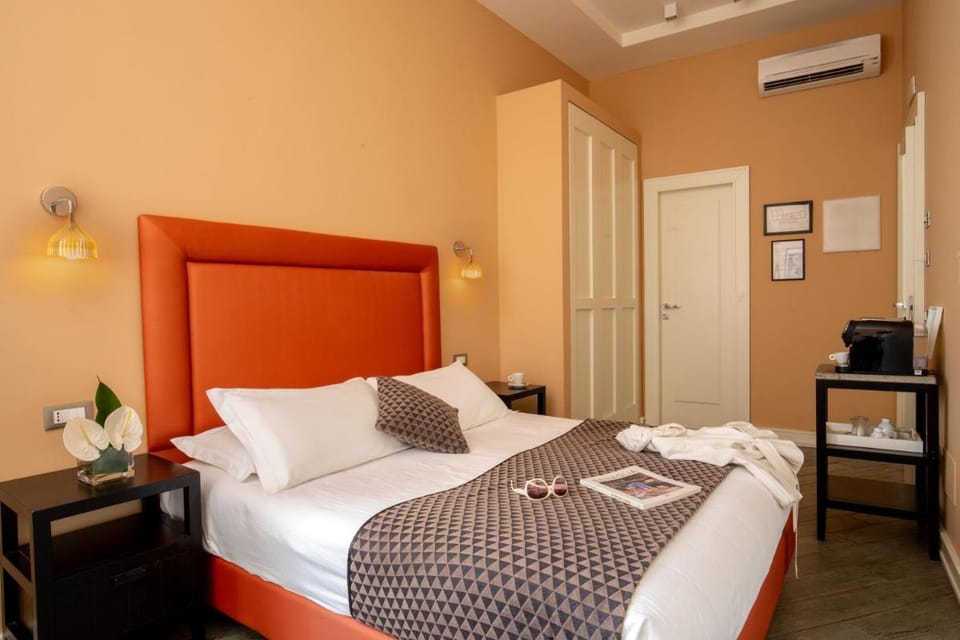 My Trevi Charming & Luxury Rooms Bed and Breakfast in Rome