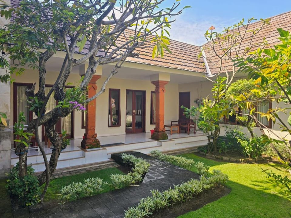 Keke Homestay Vacation rental in Denpasar