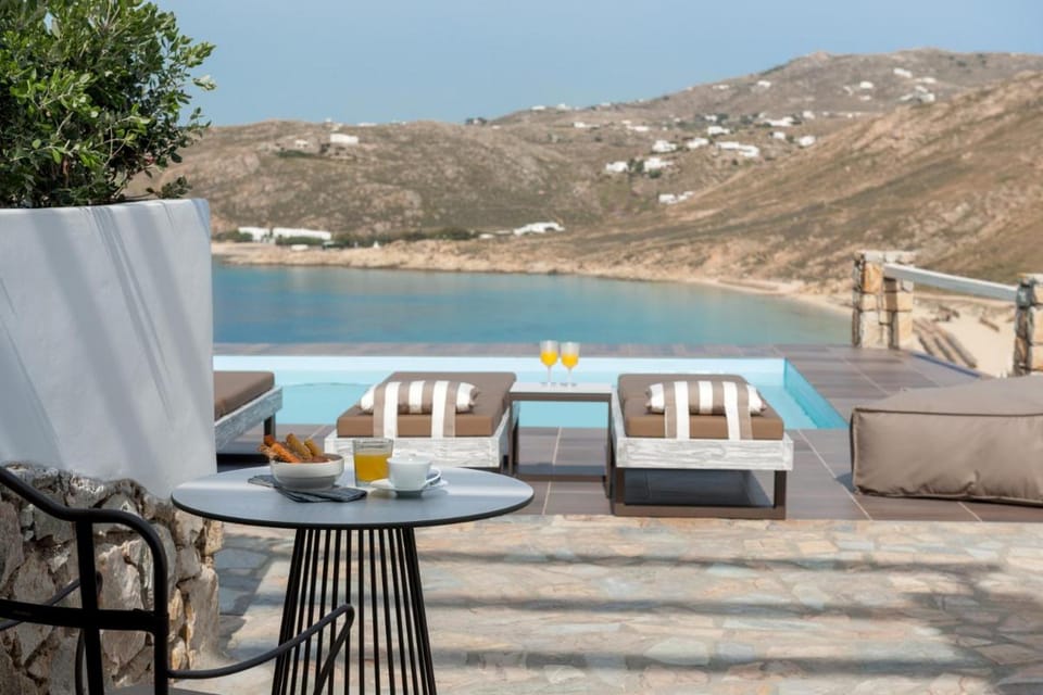 Cova Mykonos Suites Apartment hotel in Mykonos, Mikonos 846 00, Greece