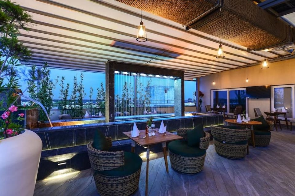 Hotel Atishay Bhopal Hotel in India