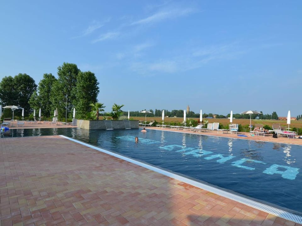 Characteristic apartment in Codigoro with pool Apartment in Veneto