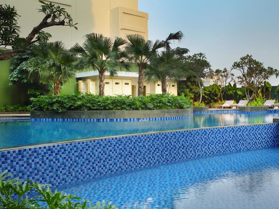 Four Points by Sheraton Surabaya, Tunjungan Plaza Hotel in Surabaya