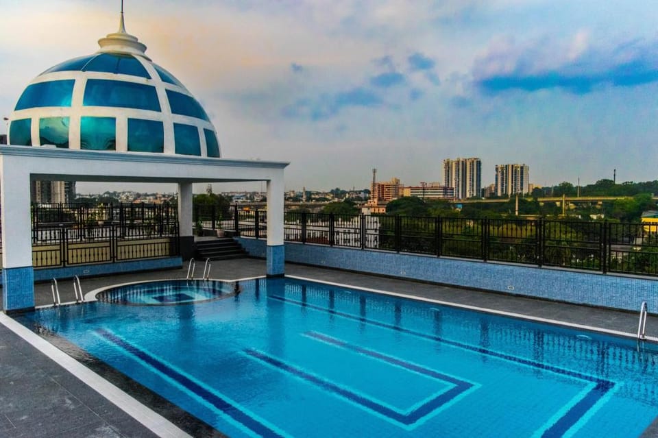 RG Royal Hotel & Convention Centre Hotel in Bengaluru